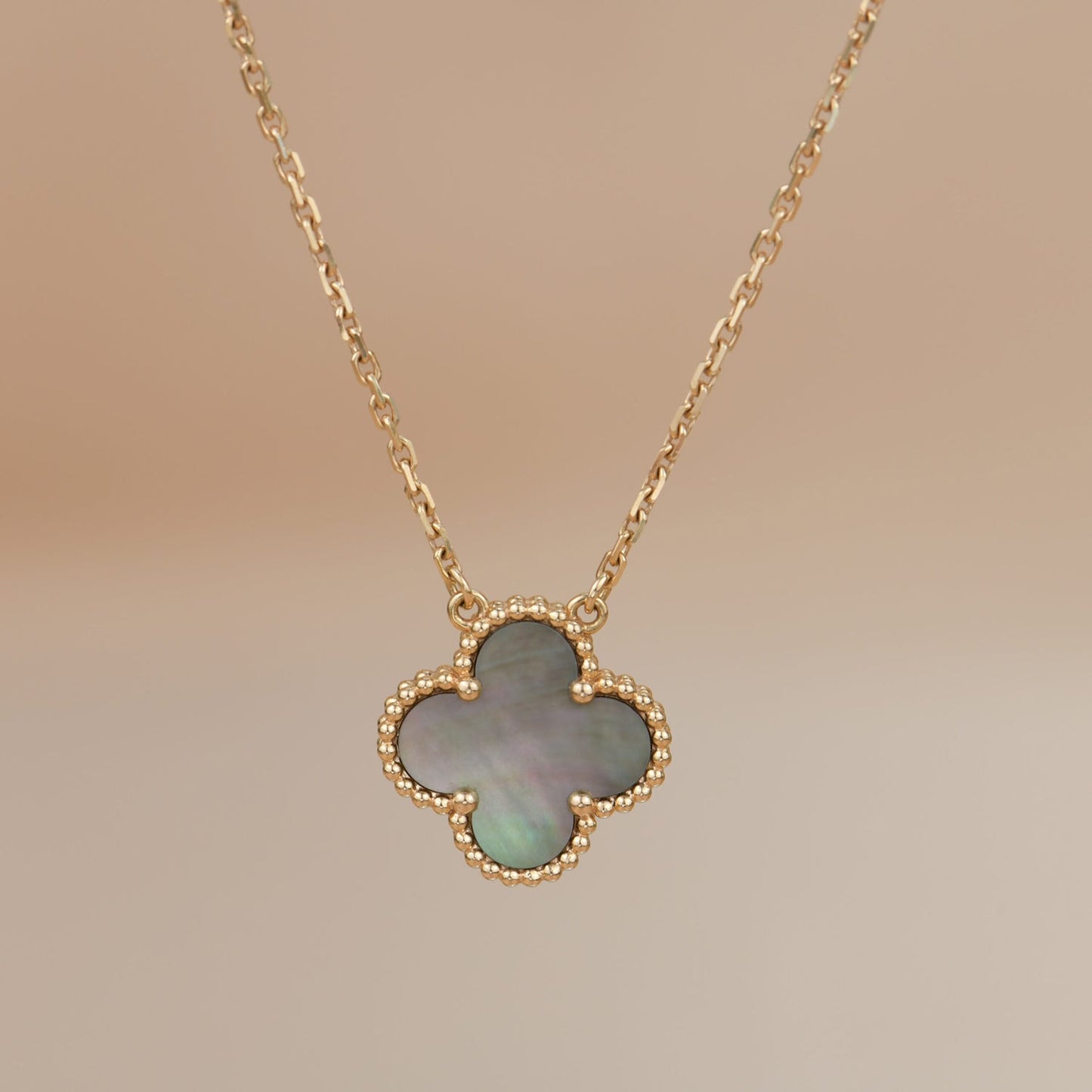 ¡®Glow Jewelry¡¯CLOVER 15MM GRAY MOTHER OF PEARL NECKLACE
