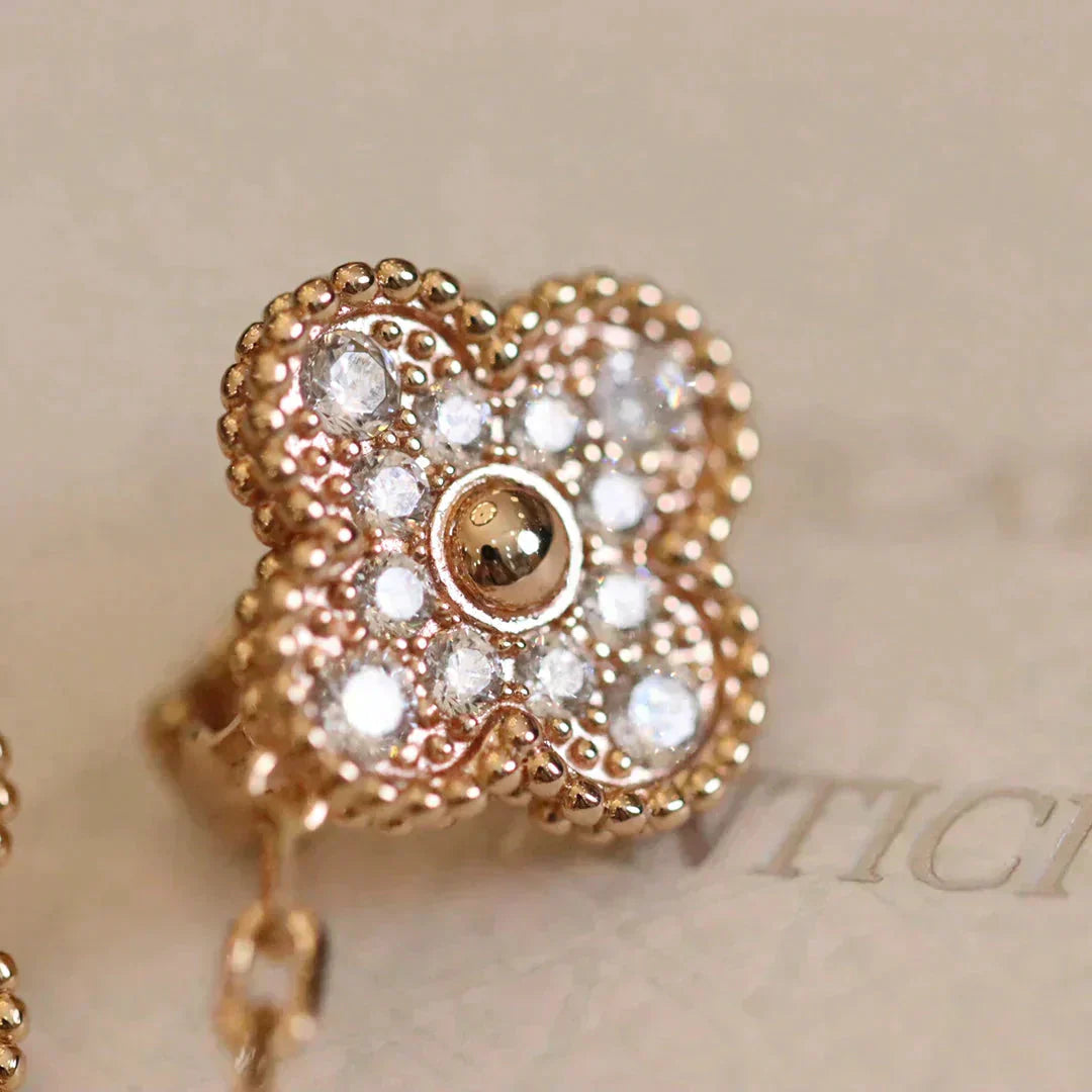 ¡®Glow Jewelry¡¯CLOVER MEDIUM 1 MOTIFS FUll DIAMOND EARRINGS