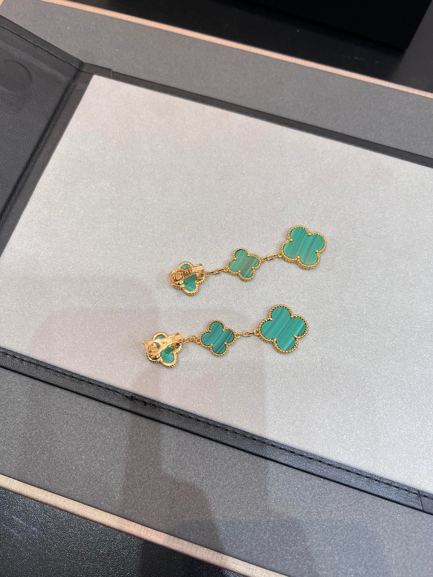 [Glow Jewelry]CLOVER MALACHITE 3 MOTIFS GOLD