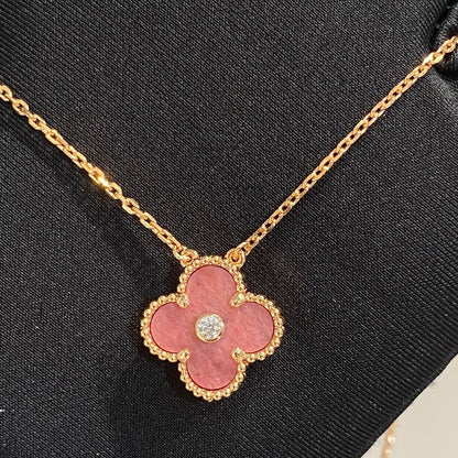 ¡®Glow Jewelry¡¯CLOVER 15MM DIAMOND RHODONITE NECKLACE