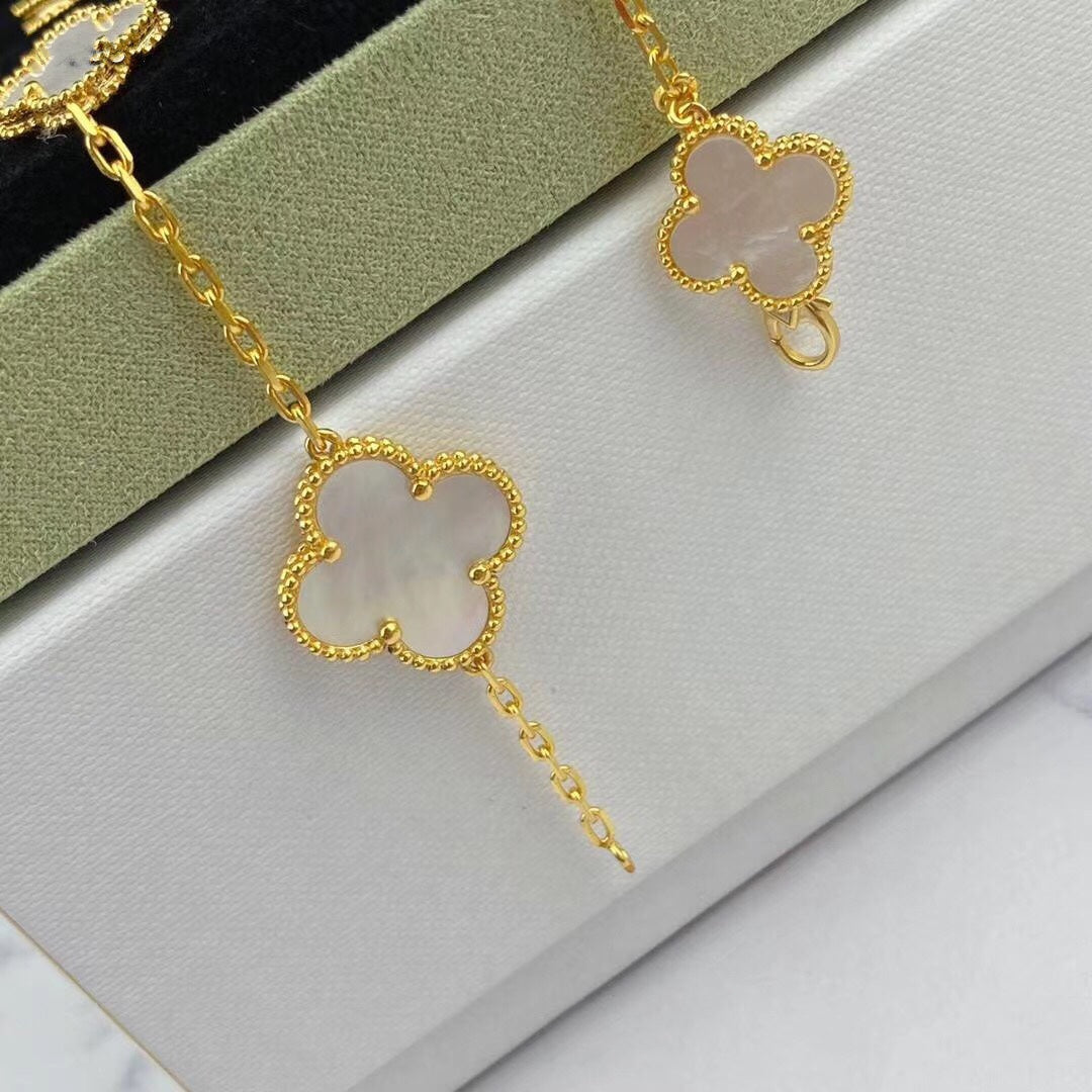 [Glow Jewelry]MAGIC CLOVER MOP GOLD BRACELET 5 MOTIFS