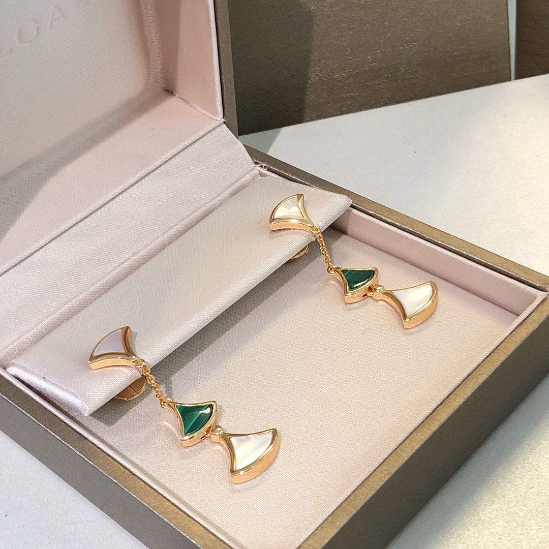 [Glow Jewelry]DREAM EARRINGS 3 MOTIFS MALACHITE MOP PINK GOLD