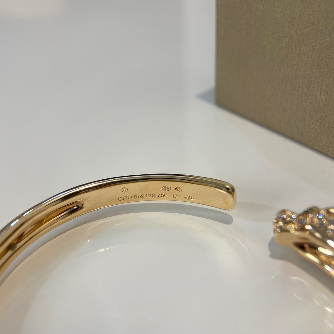 ¡®Glow Jewelry¡¯PANTHERE GOLD DIAMOND OPEN BRACELET
