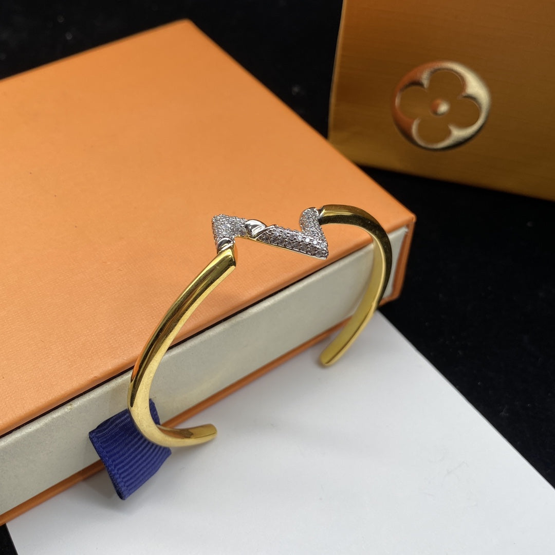 ¡®Glow Jewelry¡¯VOLTE UPSITE DOWN DIAMOND GOLD OPEN BRACELET
