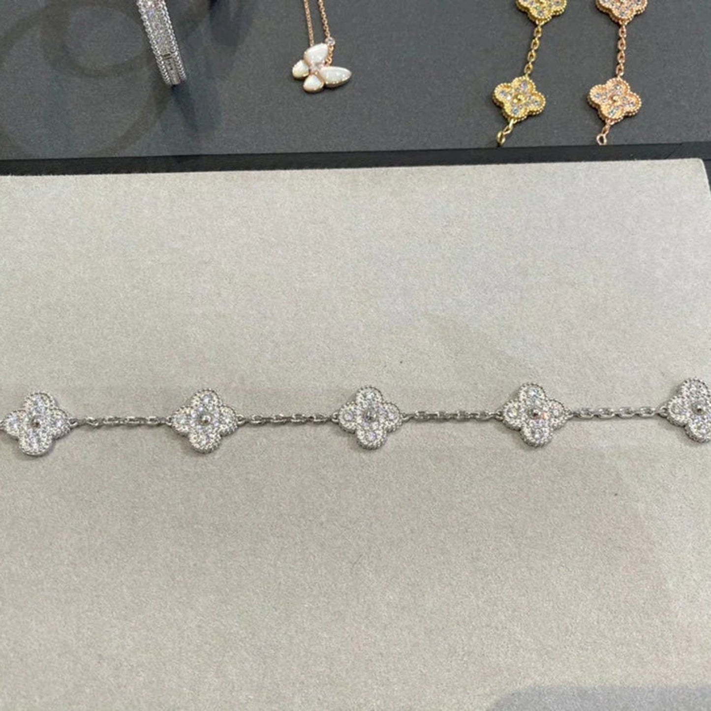 [Glow Jewelry] New  CLOVER 5 MOTIF FULL DIAMOND BRACELET COLLECTION