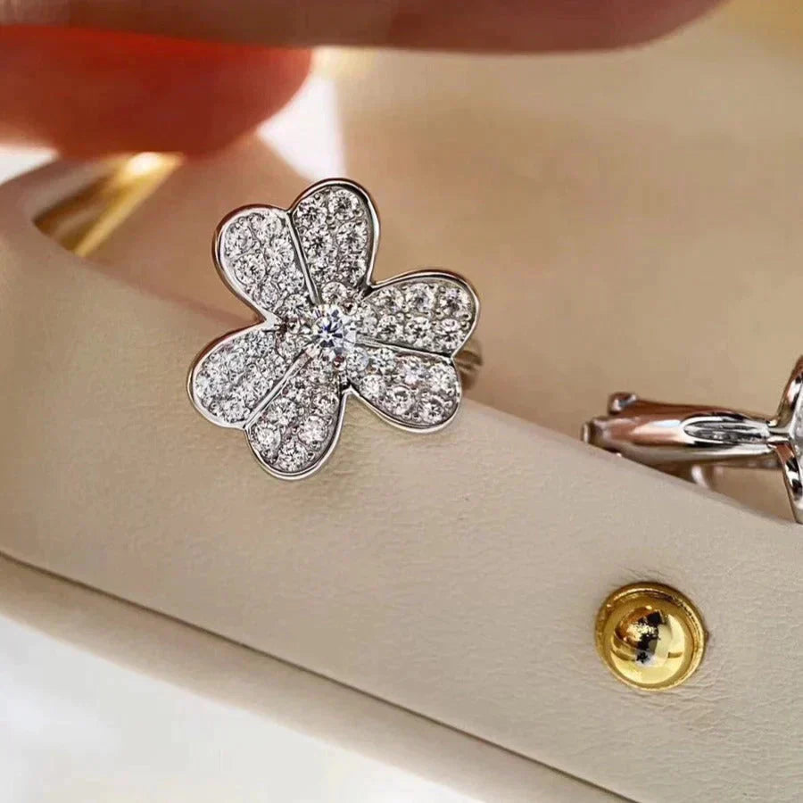 ¡®Glow Jewelry¡¯CLOVER COMOS DIAMOND EARRINGS SILVER