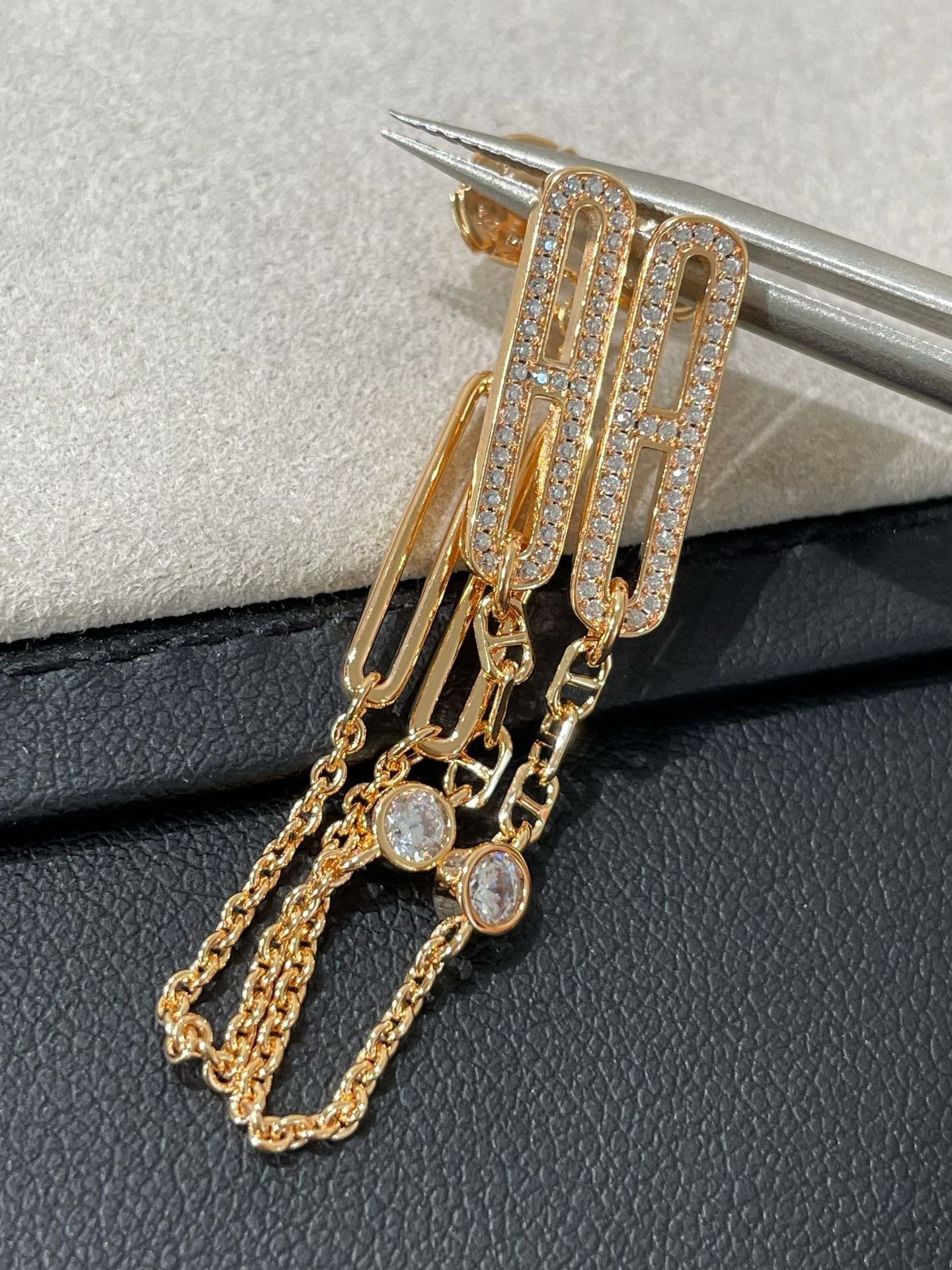 ¡®Glow Jewelry¡¯CHAINE CHAOS DIAMOND DROP EARRINGS