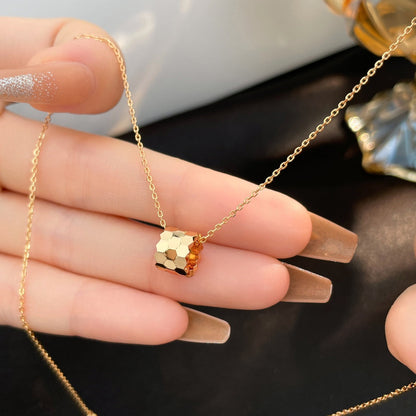 ¡®Glow Jewelry¡¯BEE MINI NECKLACE