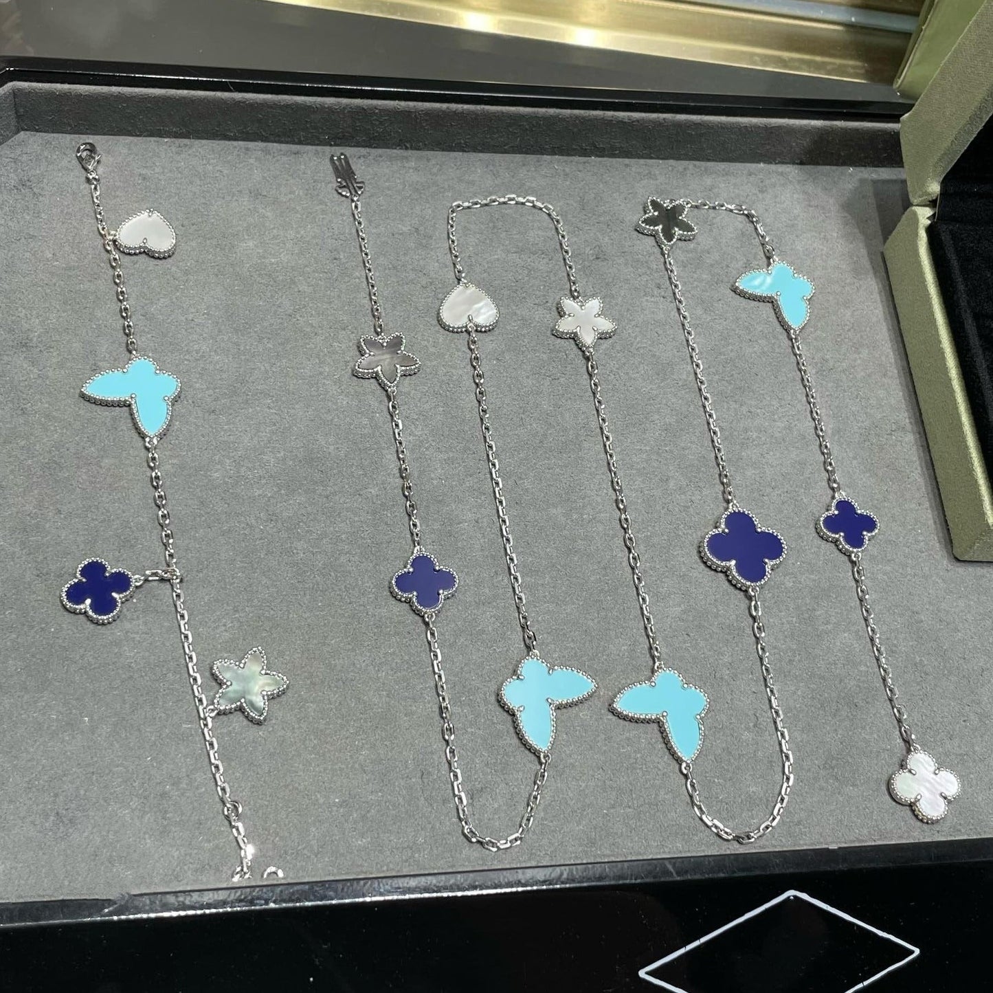 [Glow Jewelry]LUCKY CLOVER SILVER 11 MOTIF NECKLACE
