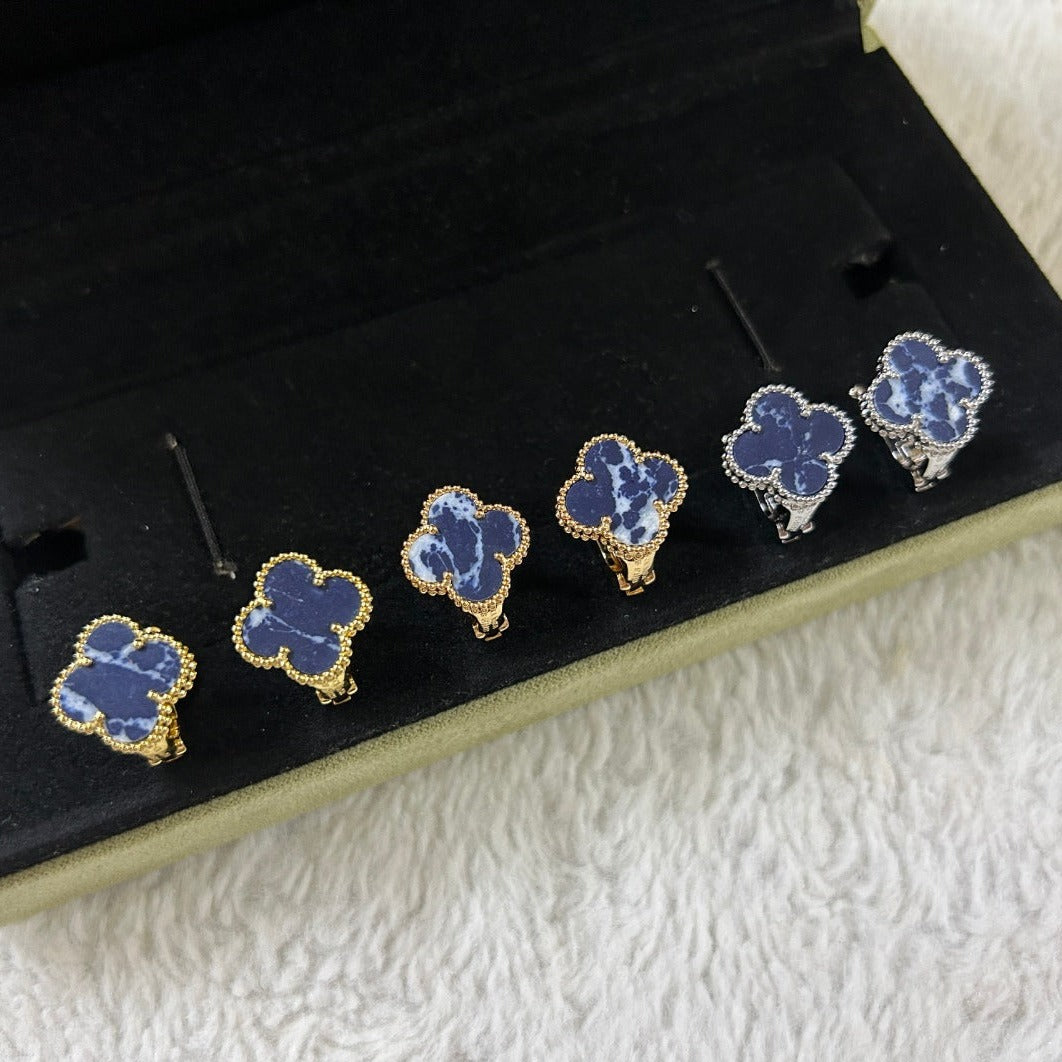 ¡®Glow Jewelry¡¯CLOVER PIETERSITE MEDIUM STUD EARRINGS
