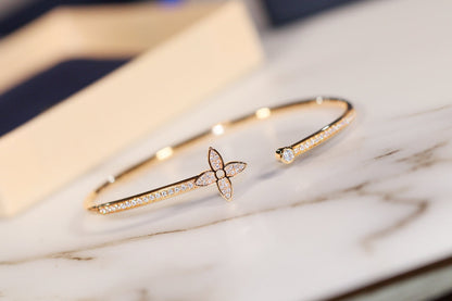 ¡®Glow Jewelry¡¯IDYLLE GOLD OPEN BRACELET DIAMOND PAVED
