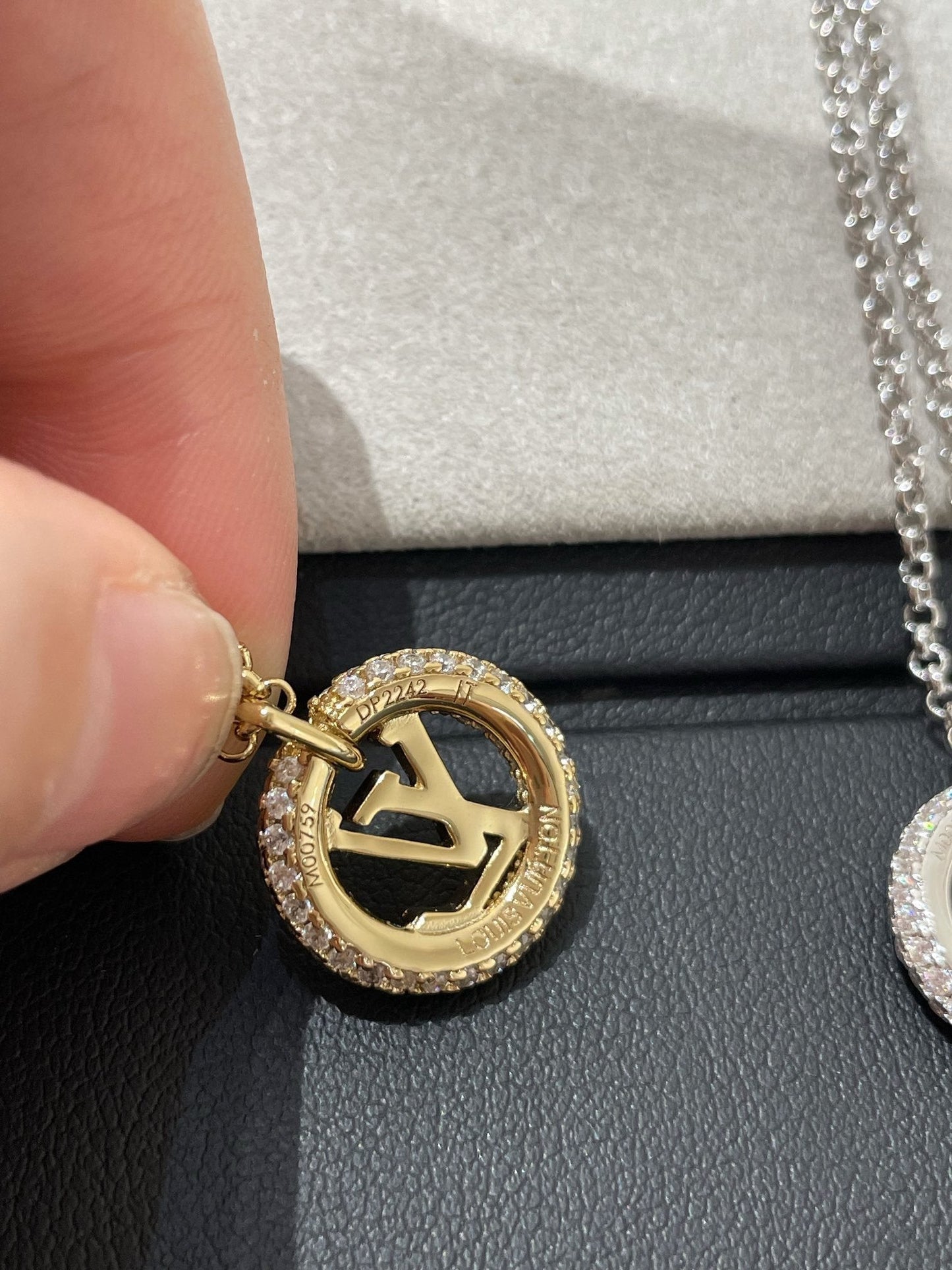 [Glow Jewelry]BY NIGHT DIAMOND PAVED NECKLACE