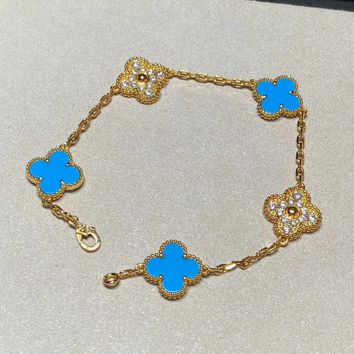 [Glow Jewelry]New CLOVER 5 MOTIF BLUE AGATE BRACELET COLLECTION