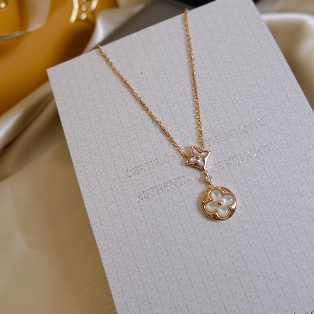 ¡®Glow Jewelry¡¯STAR AND SUN WHITE MOP 2 MOTIF PINK GOLD NECKLACE