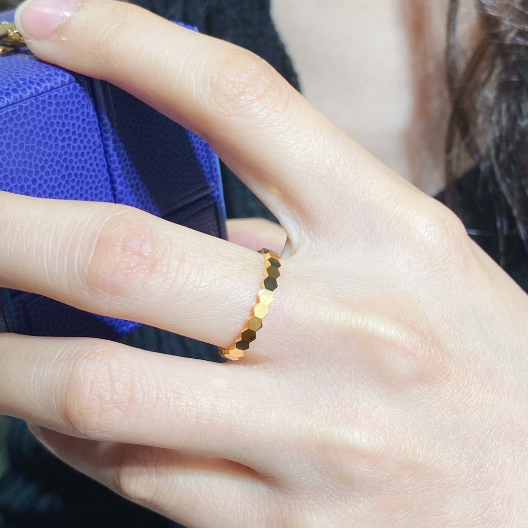 ¡®Glow Jewelry¡¯BEE LOVE SMALL RING