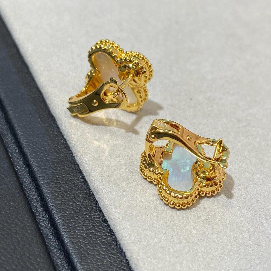 [Glow Jewelry] CLOVER LARGE (20mm) 1 MOTIFS WHITE MOP STUD EARRINGS