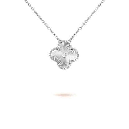 ¡®Glow Jewelry¡¯CLOVER  15MM DIAMOND LASER NECKLACE SILVER