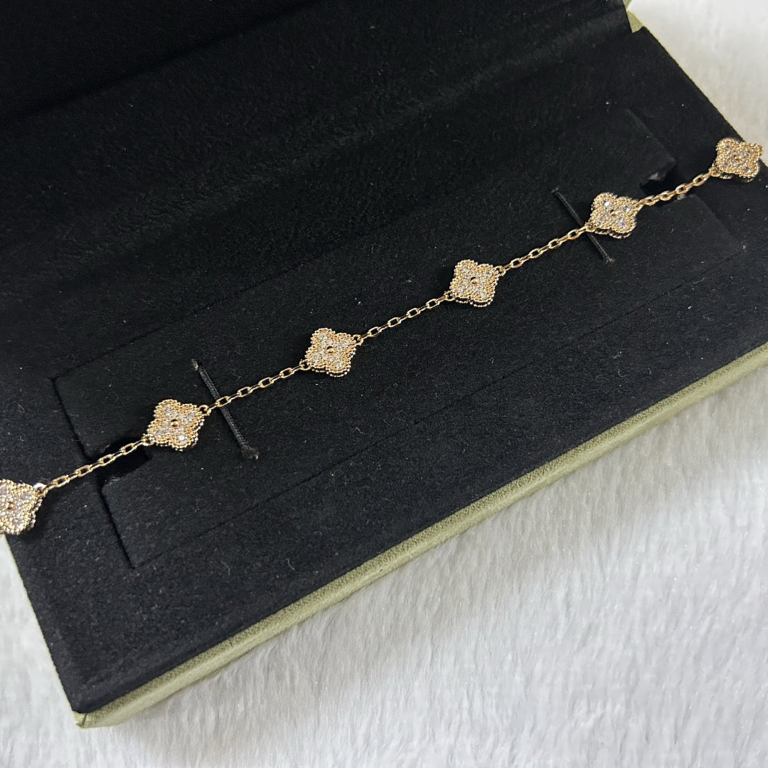 [Glow Jewelry]New CLOVER 6 MOTIF DIAMOND BRACELET