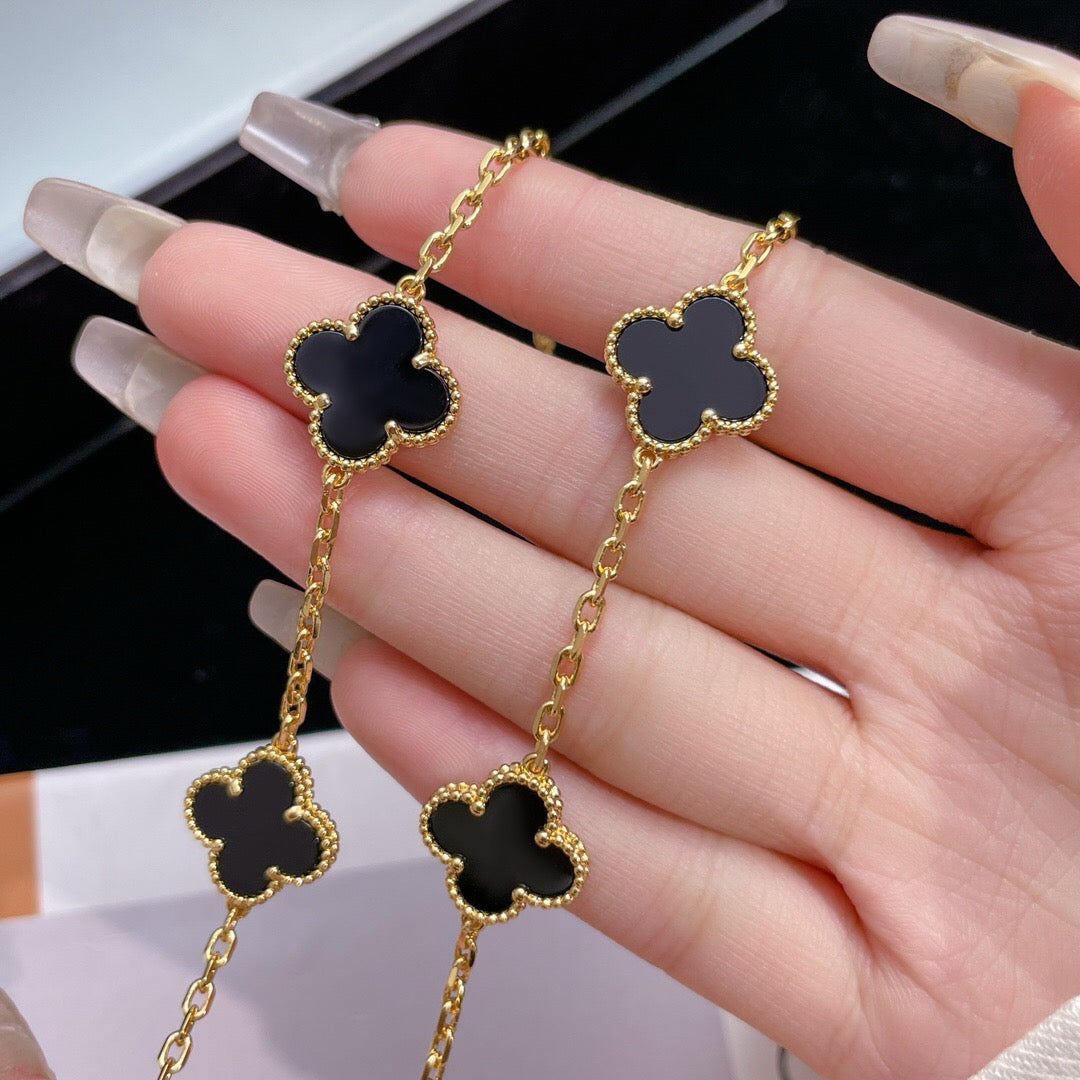 [Glow Jewelry]CLOVER 10 MOTIFS ONYX NECKLACE