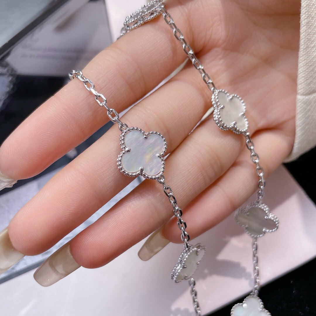 ¡®Glow Jewelry¡¯CLOVER 10 MOTIFS WHITE MOTHER OF PEARL NECKLACE