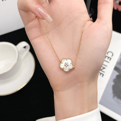 [Glow Jewelry]LUCKY WHITE MOP PLUM BLOSSOM  BRACELET