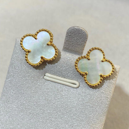 [Glow Jewelry] CLOVER LARGE (20mm) 1 MOTIFS WHITE MOP STUD EARRINGS