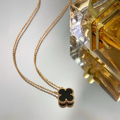 ¡®Glow Jewelry¡¯CLOVER 15MM BLACK ONYX SINGLE FLOWER NECKLACE