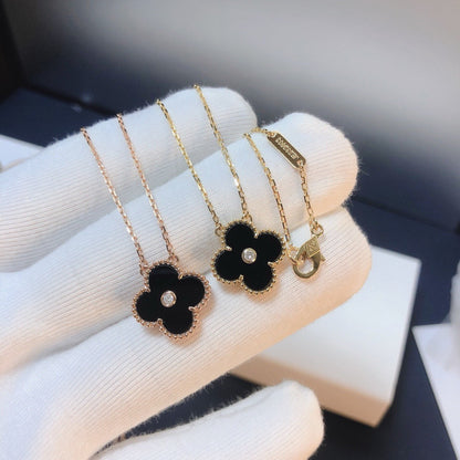 [Glow Jewelry]CLOVER 15MM DIAMOND ONYX NECKLACE