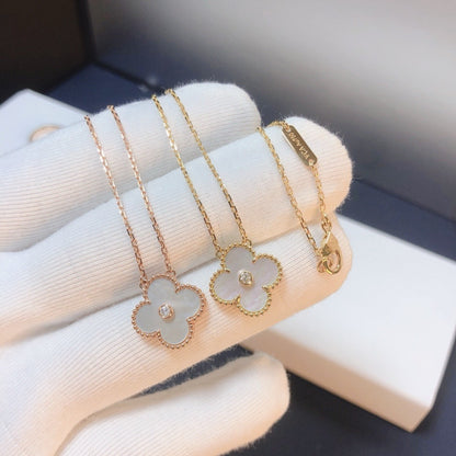 [Glow Jewelry]CLOVER 15MM DIAMOND WHITE FRITILLARIA NECKLACE