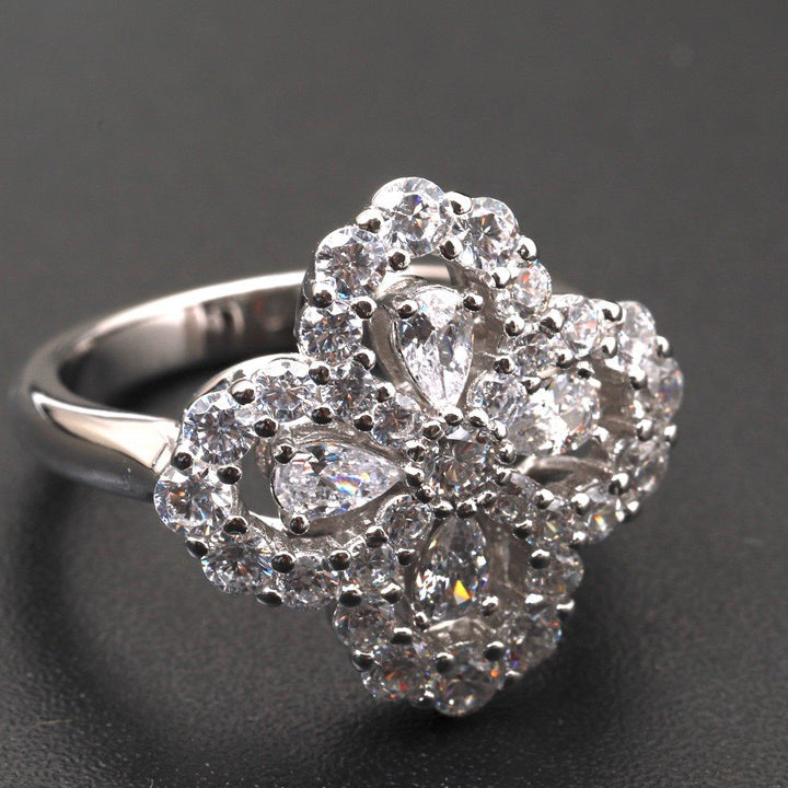Glow Jewelry – LOOP RING FULL MOTIF DIAMOND 16MM SILBER