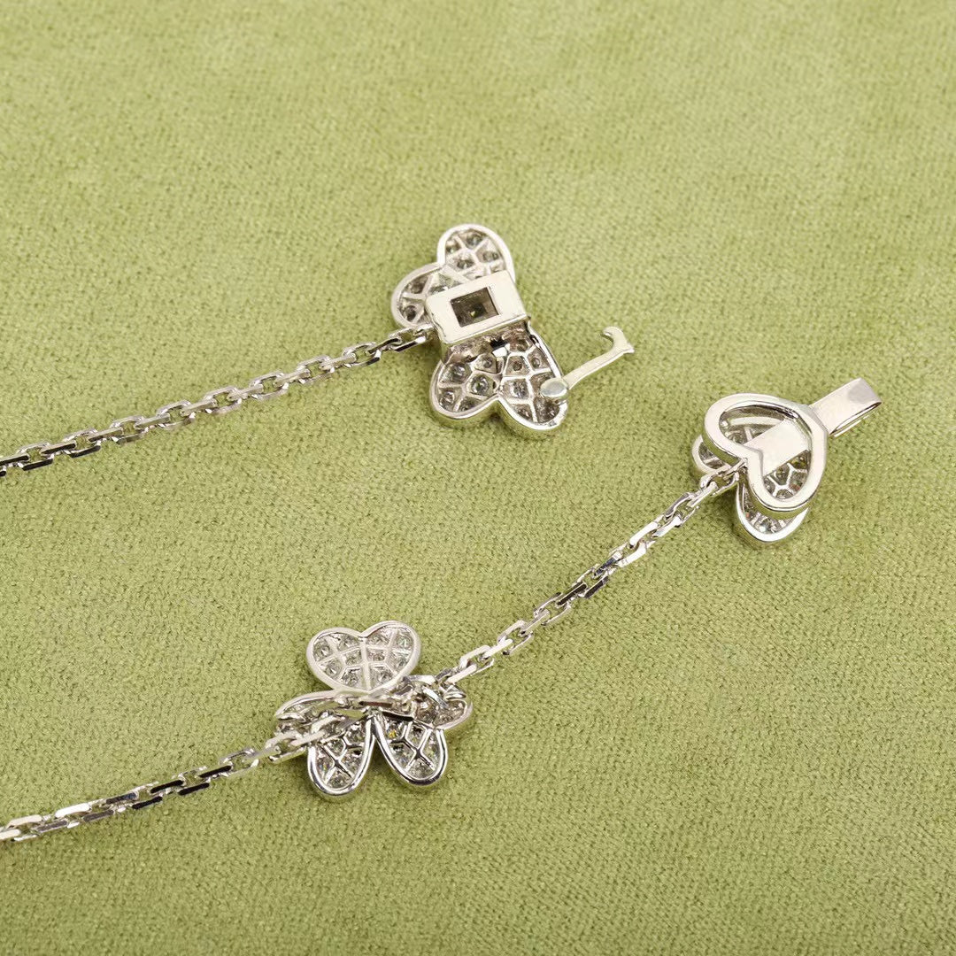 ¡®Glow Jewelry¡¯FRIVOLE SILVER 9 FLOWERS NECKLACE
