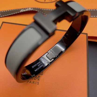¡®Glow Jewelry¡¯CLIC HM SO BLACK GREY BRACELET
