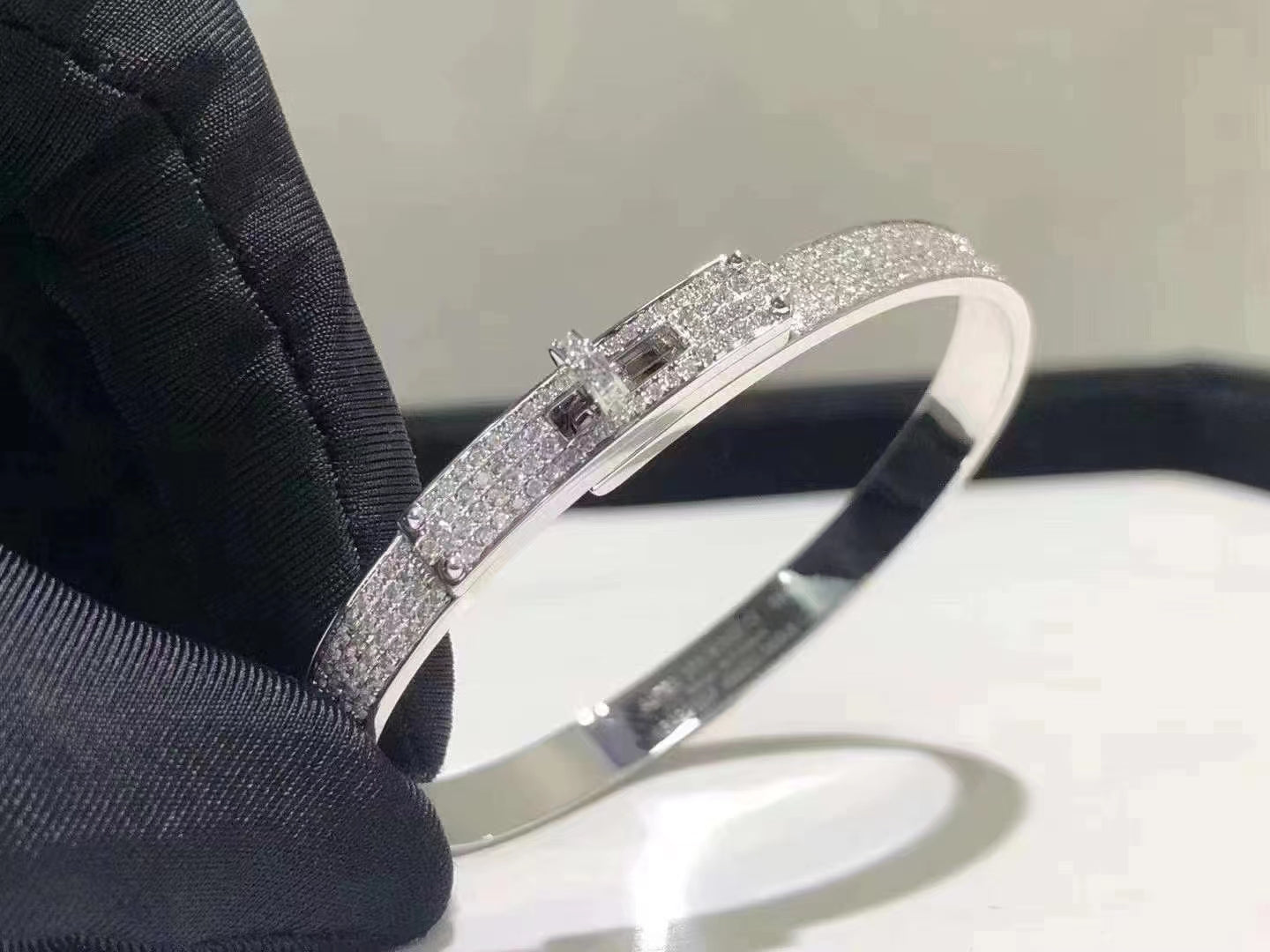 [Glow Jewelry]HM KELLY BRACELET IN SILVER AND FULL PAVE DIAMOND