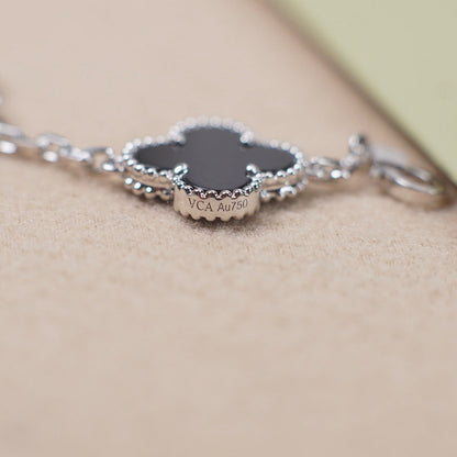 [Glow Jewelry]New CLOVER 5 MOTIF ONYXS BRACELET COLLECTION