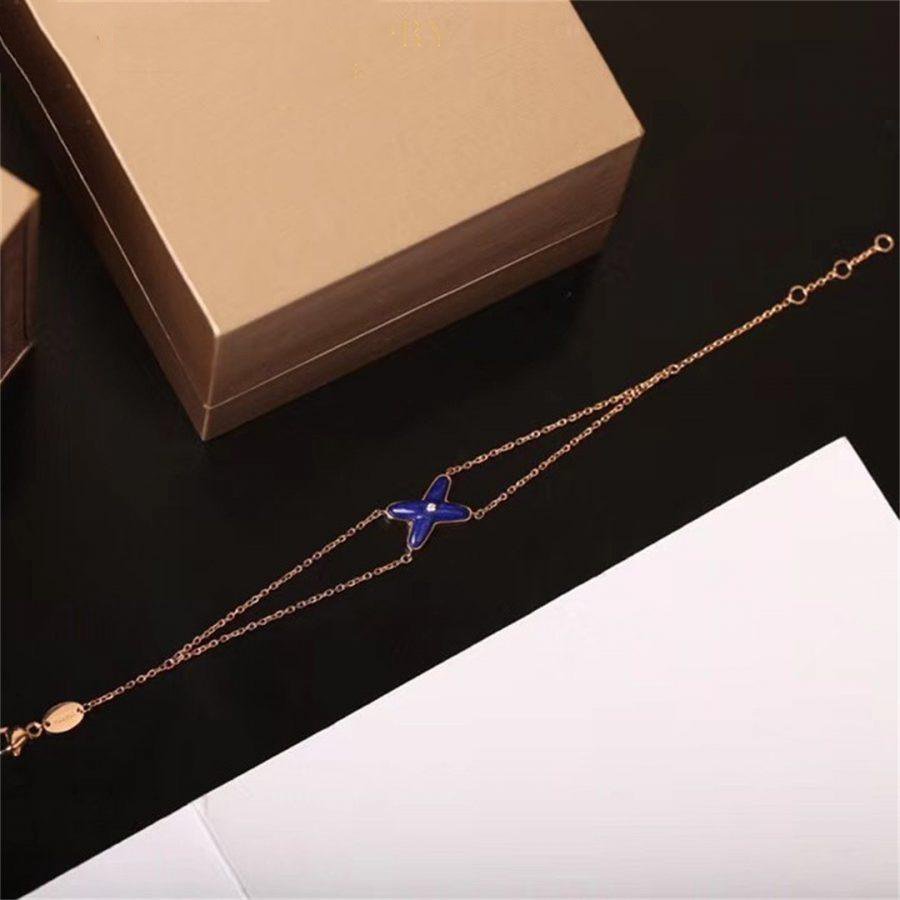 ¡®Glow Jewelry¡¯Hollow Design Four-Leaf Clover Flower Shape Ring