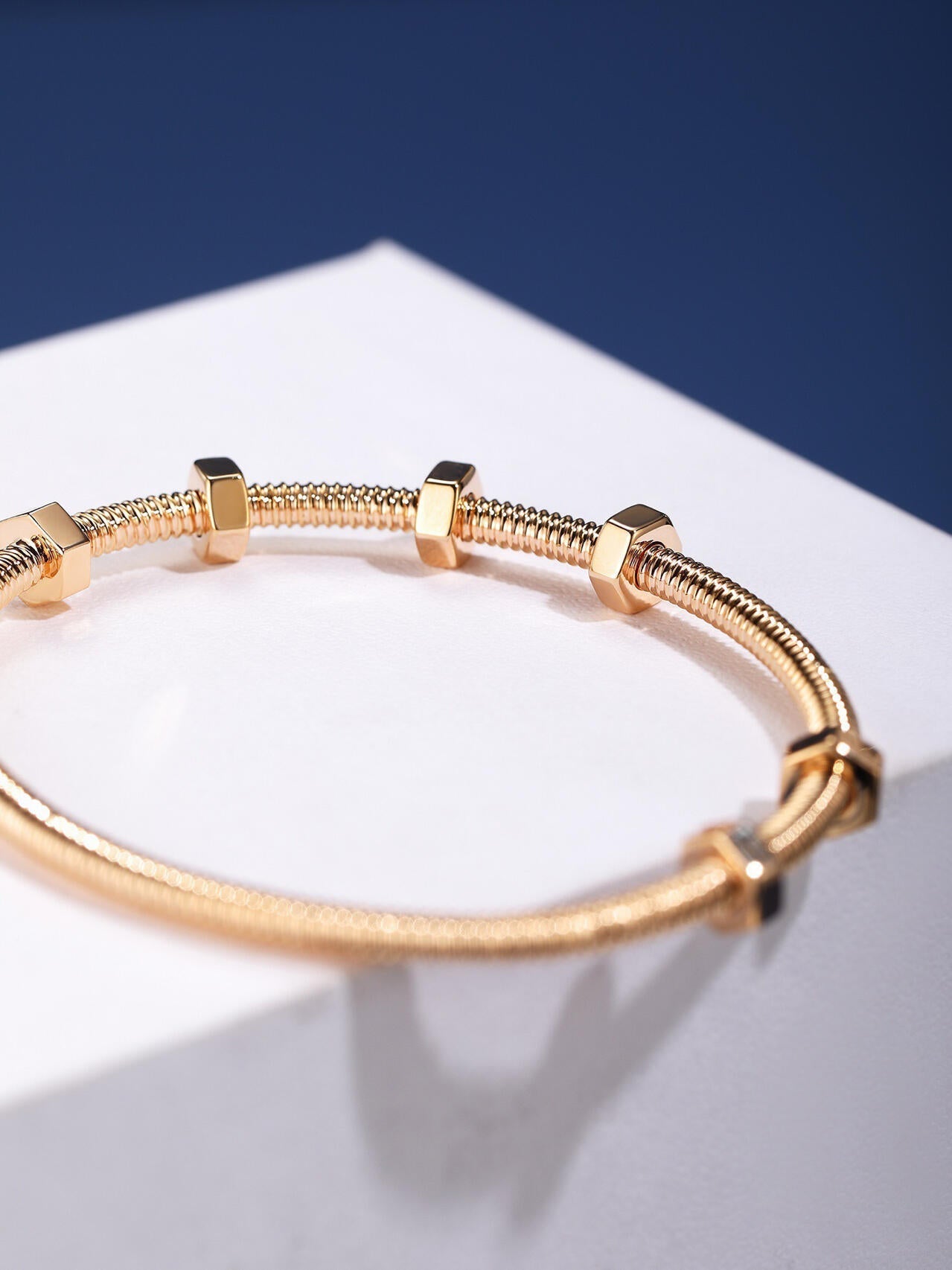 [¡®Glow Jewelry¡¯]CT THREADED BRACELET