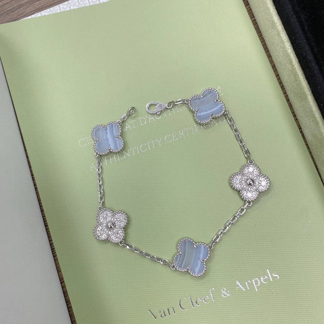 [Glow Jewelry]New  CLOVER 5 MOTIF PURPLE CHALCEDONY BRACELET COLLECTION
