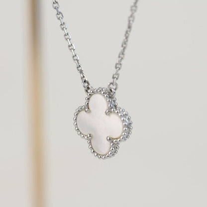 ¡®Glow Jewelry¡¯CLOVER  15MM WHITE MOTHER-OF-PEARL SILVER