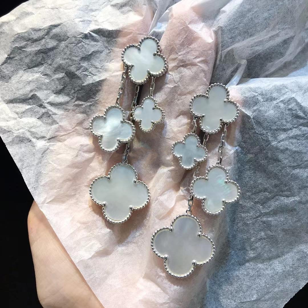 ¡®Glow Jewelry¡¯CLOVER EARRINGS WHITE MOP 4 MOTIFS SILVER