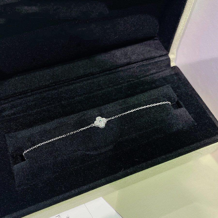 [Glow Jewelry]CLOVER  SINGLE FLOWER BRACELET SILVER