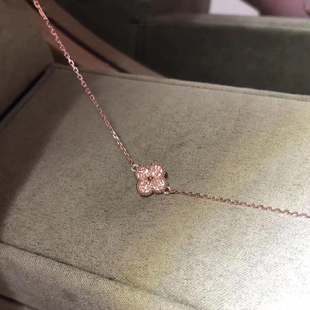 ¡®Glow Jewelry¡¯CLOVER SINGLE FLOWER BRACELET